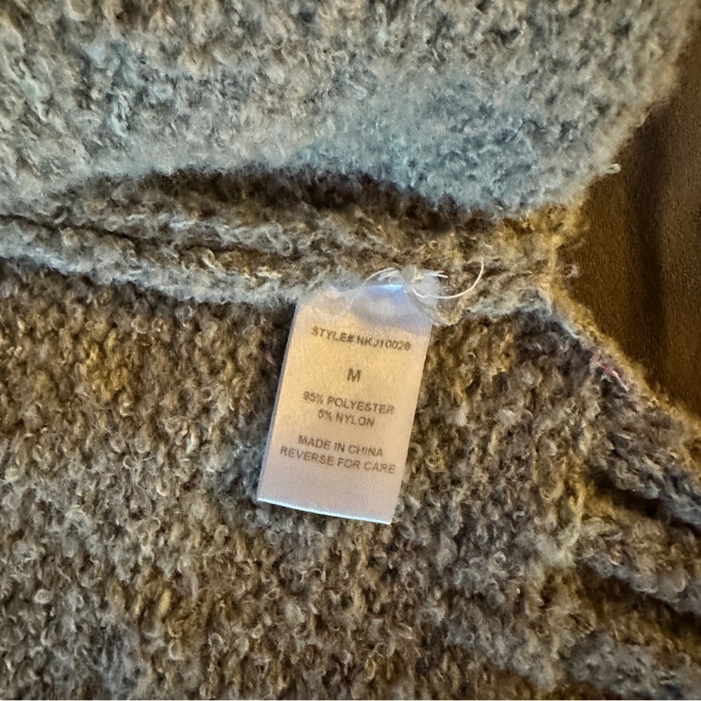 Lumiere Size Medium Cozy Button-Up Heavyweight Sweater Jacket Irish Unisex Warm - Picture 3 of 5